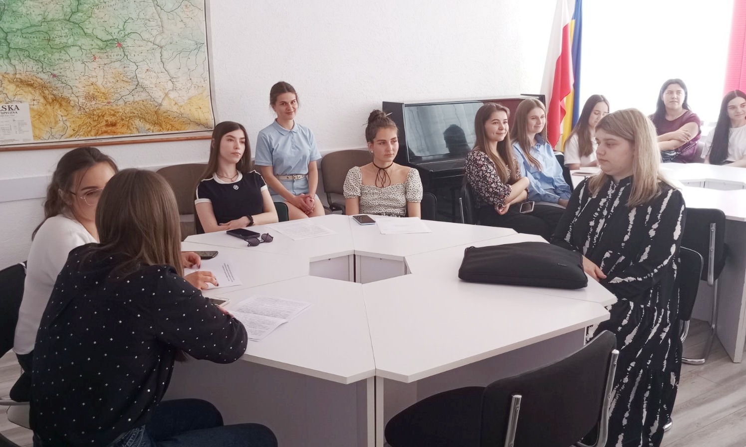 Участь у читаннях взяли студенти четвертого курсу факультету філології і журналістики